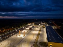 Logisztikai beruházások: Fényeslitkén megnyílt a kontinens legnagyobb vasúti terminálja, magyar kikötő épül az Adrián